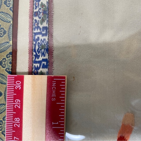 Silk Embroidered Picture - Picture 7 of 7